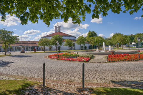 Gemeinde Bad_Griesbach Landkreis Passau Kreisverkehr Brunnen an der Kurallee (Dirschl Johann) Deutschland PA